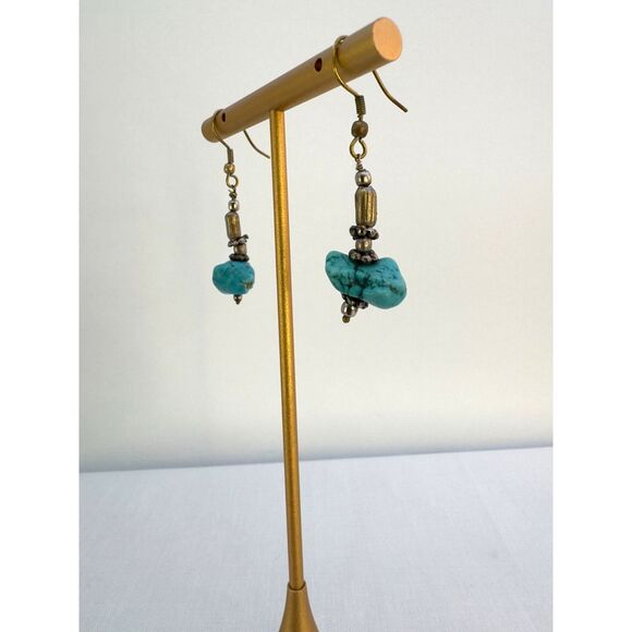 Vintage Turquoise Bead Earrings - Picture 2 of 4
